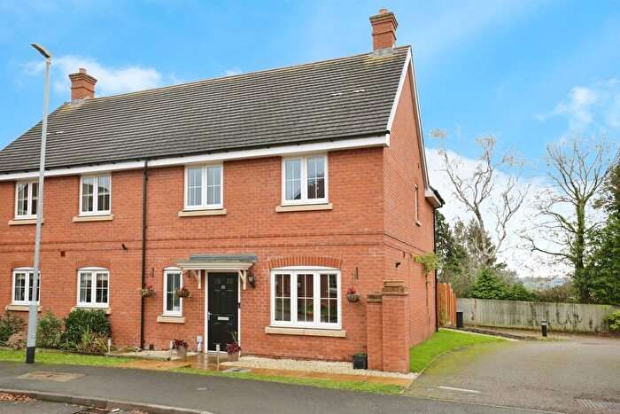 3 Bedroom Semi Detached House For Sale In Marlow Green, Bishops Itchington, Southam, CV47