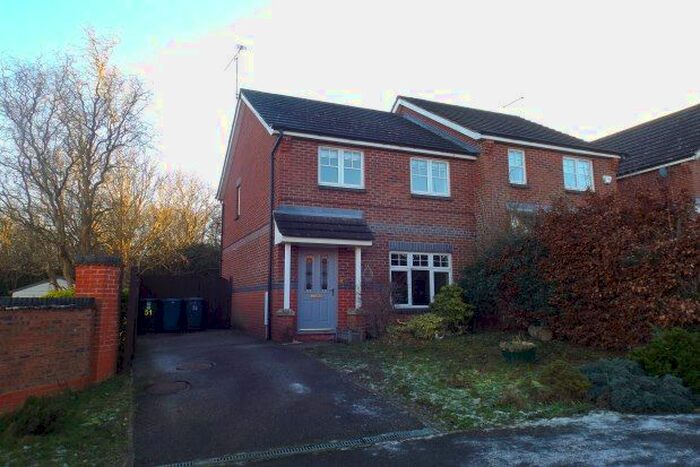 3 Bedroom Property To Rent In Nightingale Way, Nottingham, NG13