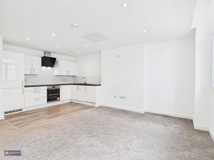 2 Bedroom Flat To Rent In Lowgate, Hull, HU1