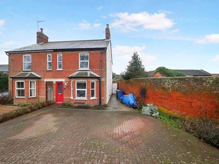 3 Bedroom Semi-Detached House For Sale In Chelmondiston, Ipswich, Suffolk, IP9