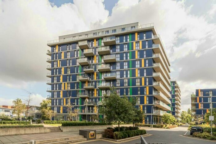 3 Bedroom Detached House To Rent In Hatton Road, Alperton, HA0