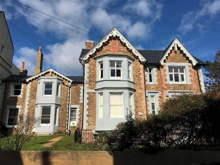 1 Bedroom Flat To Rent In West Hill Road, St. Leonards-On-Sea, TN38