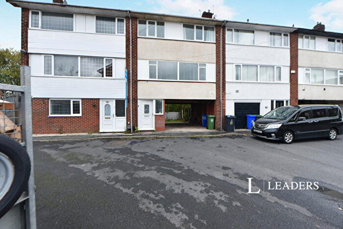 3 Bedroom Terraced House To Rent In Brian Avenue, Droylsden, M43