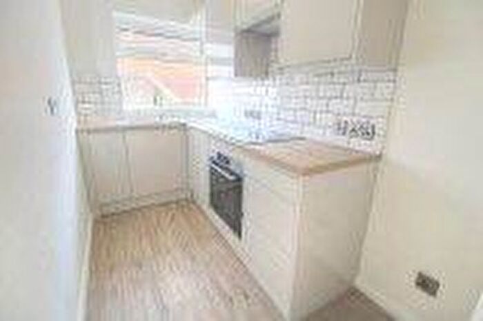 1 Bedroom Semi-Detached Bungalow To Rent In Carew Road, Eastbourne, BN21