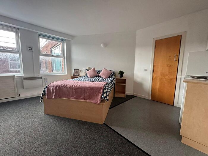1 Bedroom Flat To Rent In Dunn House Student Accommodation, - North Bridge Street, Sunderland, SR5