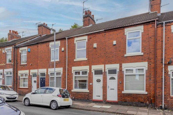2 Bedroom Terraced House To Rent In Clanway Street, Tunsatll, Stoke On Trent, ST6
