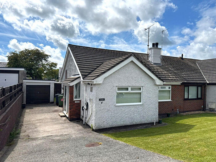 2 Bedroom Semi-Detached Bungalow For Sale In Ty'n Coed Uchaf, Llangefni, Anglesey, LL77