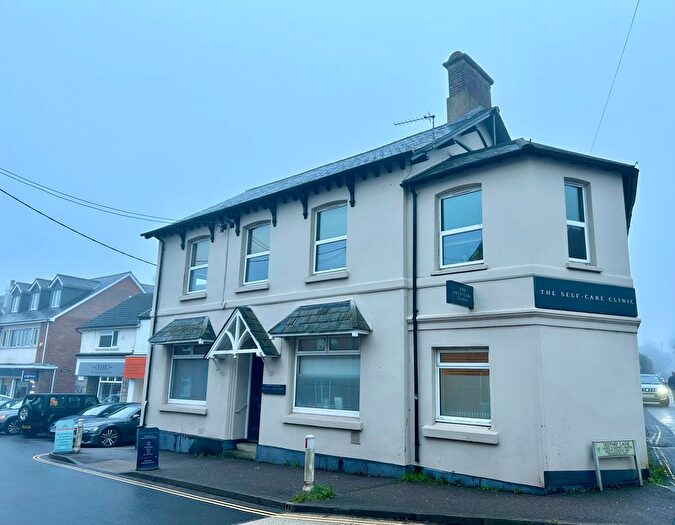 1 Bedroom Flat To Rent In Main Road, Exminster, Exeter, EX6