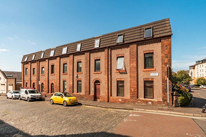 2 Bedroom Flat For Sale In / Dunedin Street, Edinburgh, EH7
