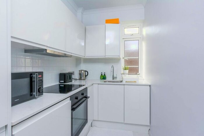 Studio To Rent In Pembroke Road, Kensington, London, W8