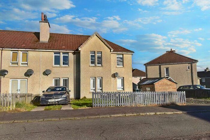 3 Bedroom Flat To Rent In Courthill Crescent, Kilsyth, G65