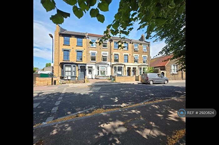 1 Bedroom Flat To Rent In Powell Road, London, E5