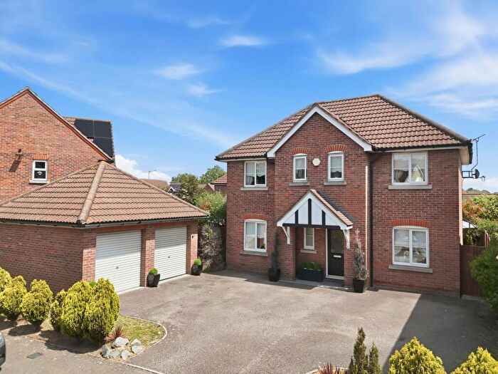 4 Bedroom Detached House For Sale In Cumberland Road, Chafford Hundred, Grays, RM16