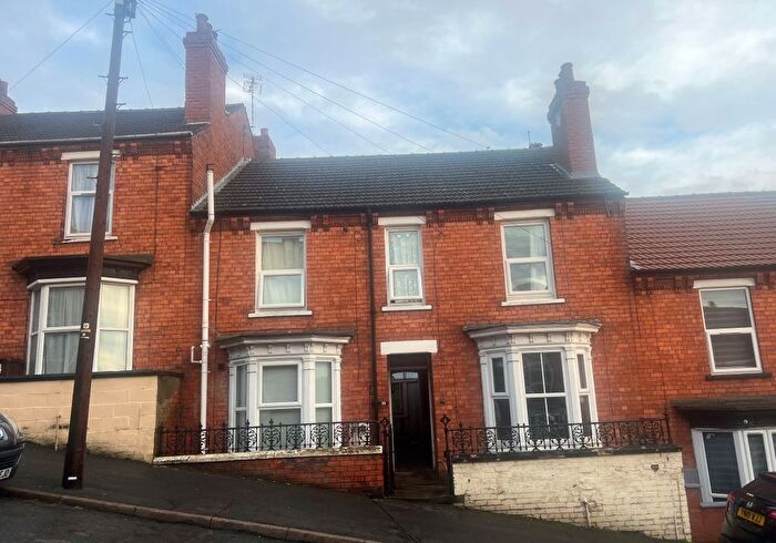 4 Bedroom Terraced House For Sale In Laceby Street, Lincoln, Lincolnshire, LN2
