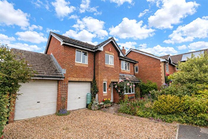 5 Bedroom Detached House For Sale In The Glebe, All Cannings, Devizes, Wiltshire, SN10