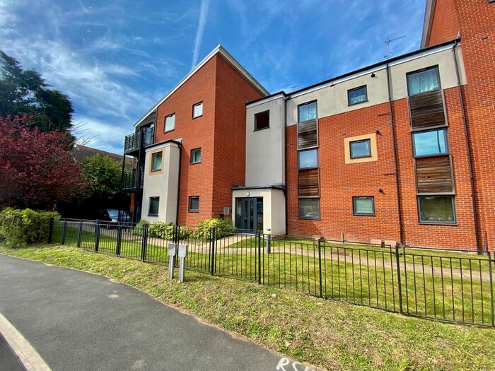 2 Bedroom Flat To Rent In Nursery Close, Botley, Oxford, OX2