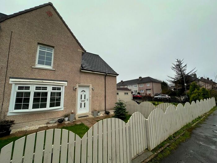 4 Bedroom Semi-Detached House To Rent In Elmbank Avenue, Uddingston, G71