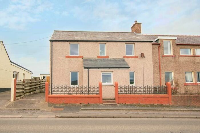 4 Bedroom Semi-Detached House For Sale In Hollinlea, Carlisle Road, Annan, Dumfries &amp; Galloway, DG12