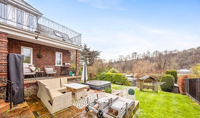 4 Bedroom House To Rent In Court Close, Brighton, BN1