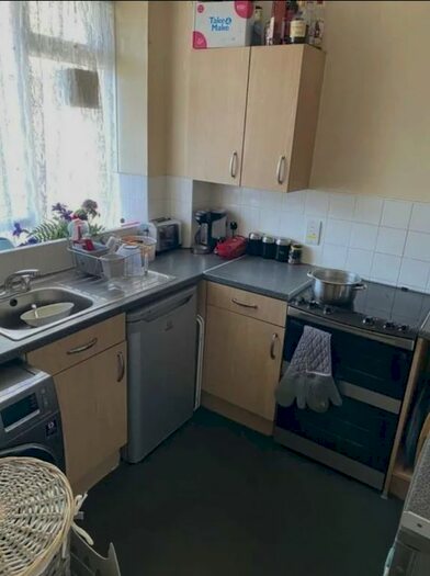 4 Bedroom Town House To Rent In Reculver Road, Surrey Quays\, Bermondsey Rw, London, SE16