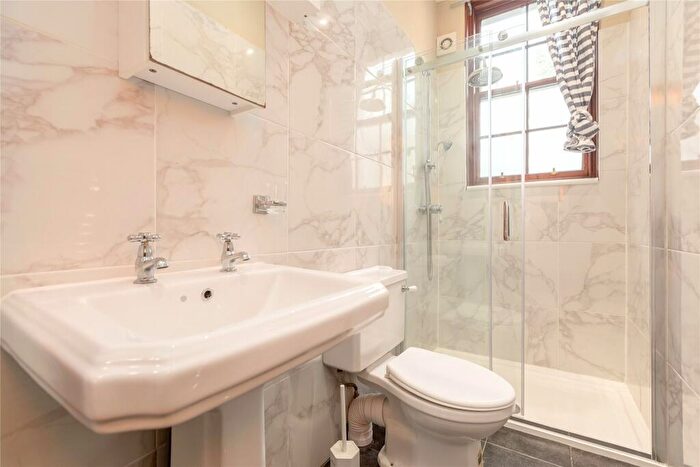 1 Bedroom Apartment For Sale In Gayfield Street, Edinburgh, Midlothian, EH1