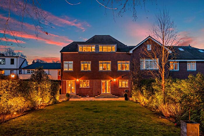 5 Bedroom End Of Terrace House For Sale In Chobham Road, Ascot, Berkshire, SL5