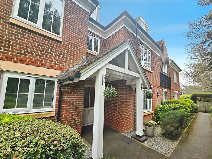 2 Bedroom Flat To Rent In London Road, Sunningdale, Ascot, SL5