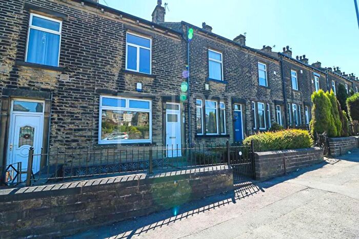 2 Bedroom House To Rent In St. Enochs Road, Wibsey, Bradford, BD6