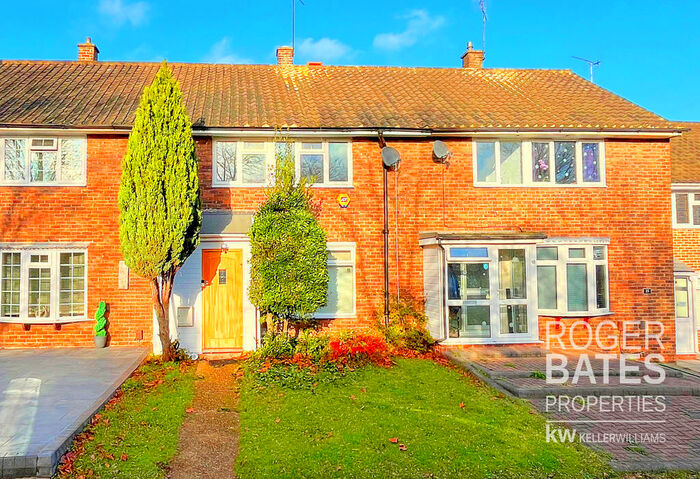 3 Bedroom Terraced House For Sale In Paprills, Lee Chapel South, Basildon, Essex, SS16