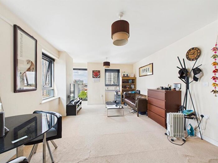 1 Bedroom Flat To Rent In Cam Road, London, E15