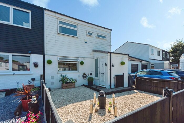 2 Bedroom Semi-Detached House For Sale In Goodrich Covert, Birmingham, West Midlands, B14