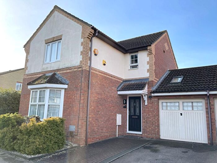 3 Bedroom Detached House For Sale In Coldeaton Lane, Emerson Valley, Milton Keynes, Buckinghamshire., MK4