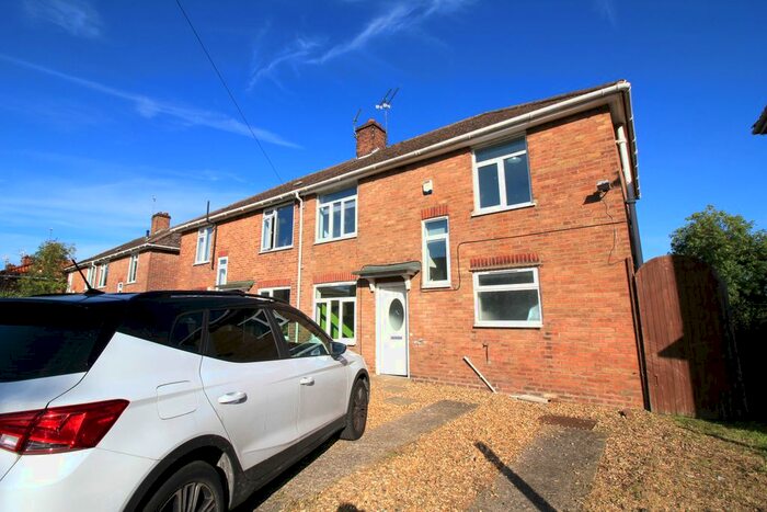 4 Bedroom Semi-Detached House To Rent In Ranworth Road, Norwich, NR5