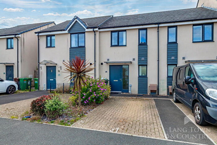 2 Bedroom Terraced House For Sale In Pennycross Close, Plymouth, Devon, PL2