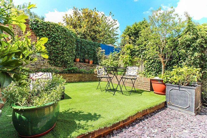 3 Bedroom Semi-Detached House To Rent In Granville Road, Tunbridge Wells, TN1