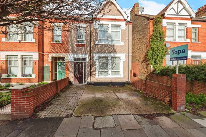 4 Bedroom End Terrace House For Sale In Bramley Road, London, W5