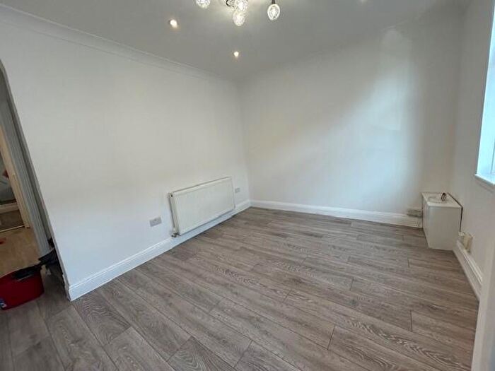 3 Bedroom Terraced House To Rent In Hartington Street, Chatham, ME4