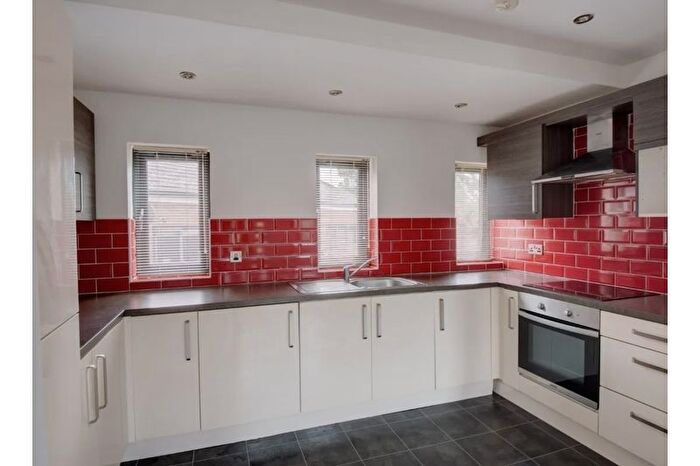 2 Bedroom Flat To Rent In Bristol Road South, Northfield, Birmingham, B31