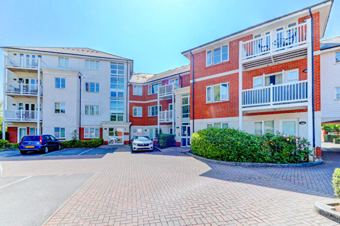 1 Bedroom Apartment For Sale In Sierra Road, High Wycombe, Buckinghamshire, HP11