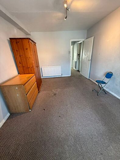 2 Bedroom Flat To Rent In Bulstrode Road, Hounslow, TW3