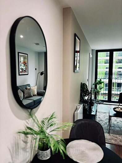 1 Bedroom Flat To Rent In Apartment Aquitania, West Waterloo Place, Triskelion Way, Liverpool, L3