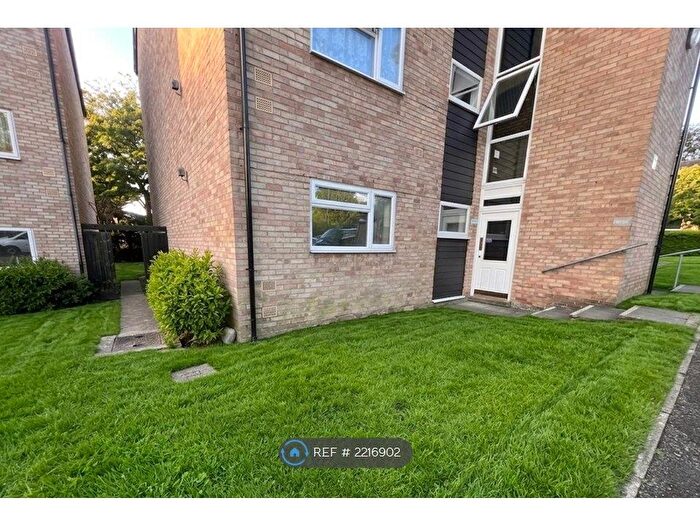 2 Bedroom Flat To Rent In Hotoft Road, Leicester, LE5