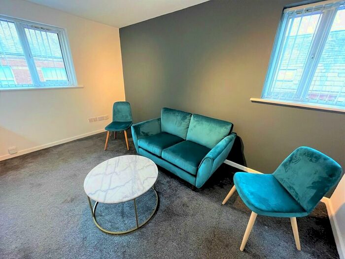 1 Bedroom Apartment To Rent In Chadderton Court, Percy Street, PR1