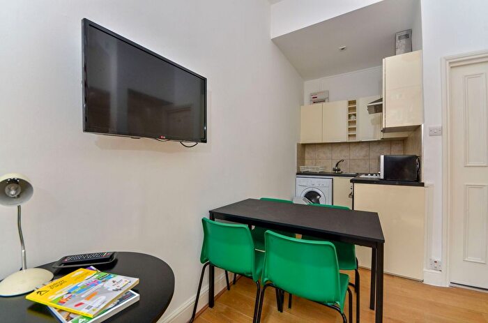 Studio To Rent In Collingham Place, South Kensington, London, SW5