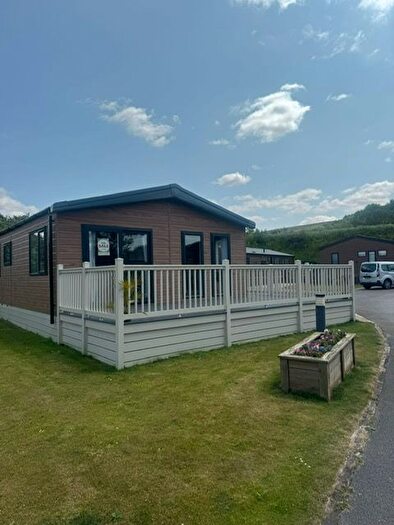 2 Bedroom Lodge For Sale In Old Malton Road, Staxton, Scarborough, YO12