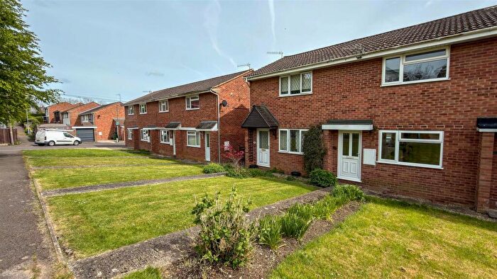 2 Bedroom Terraced House To Rent In The Bassetts, Stroud, GL5