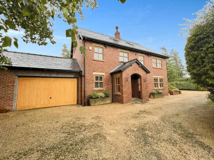 5 Bedroom Detached House For Sale In New Lane, Southport, PR9