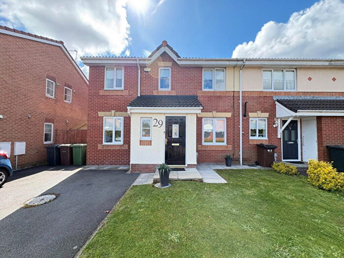 4 Bedroom End Of Terrace House For Sale In Lingfield Close, Netherton, L30