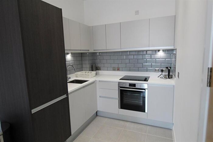 1 Bedroom Flat To Rent In Corporation Street, Coventry, CV1