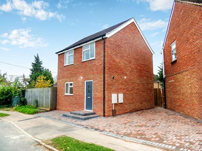 2 Bedroom Detached House To Rent In Croft Avenue, Kidlington, OX5